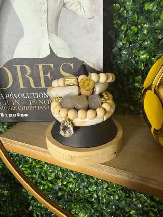 Cream/Gold Bracelet Set