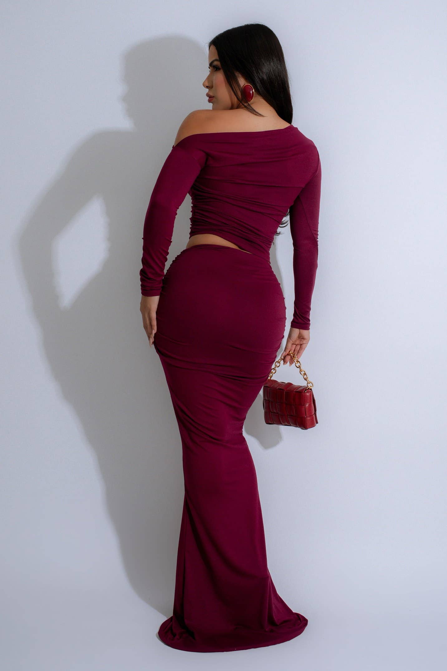 OFF SHOULDER CROP TOP AND MAXI SKIRT SET Pretty Girl Boutique By Sonya Lynn OFF SHOULDER CROP TOP AND MAXI SKIRT SET Pretty Girl Boutique By Sonya Lynn